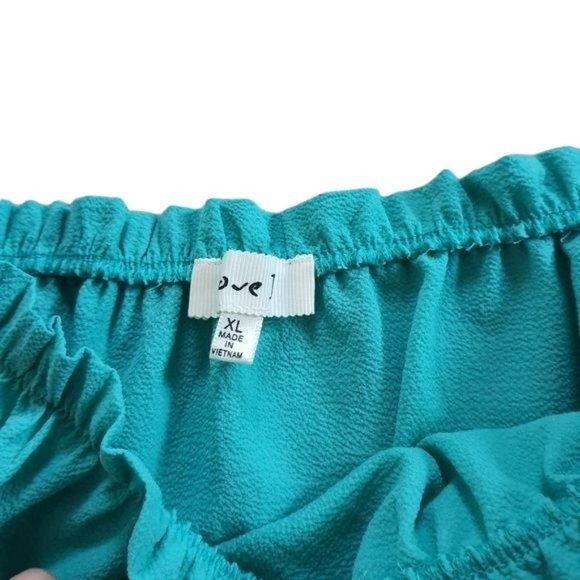 Love J Blue Off the Shoulder Flutter Sleeve Babydoll Top - Picture 5 of 9